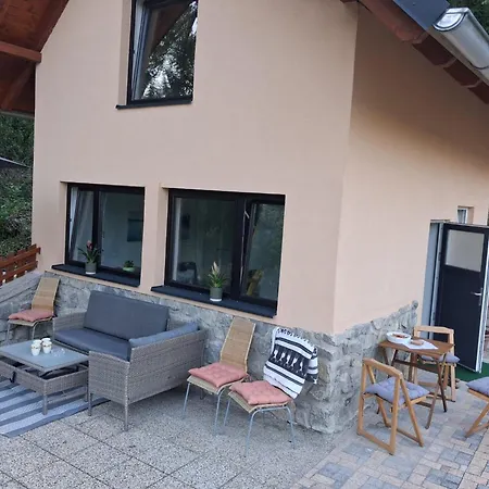 Eichberghaus * Aue (Neunkirchen)